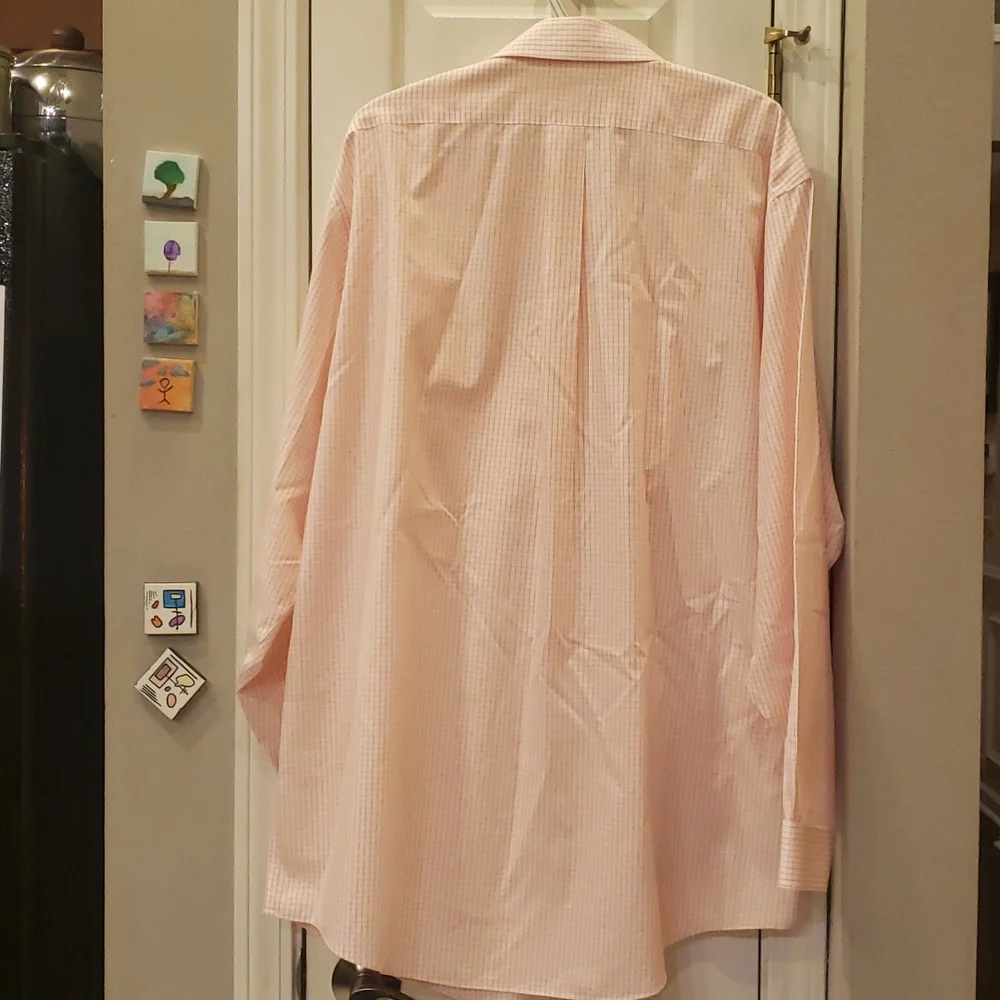 Button down - Picture 2 of 4